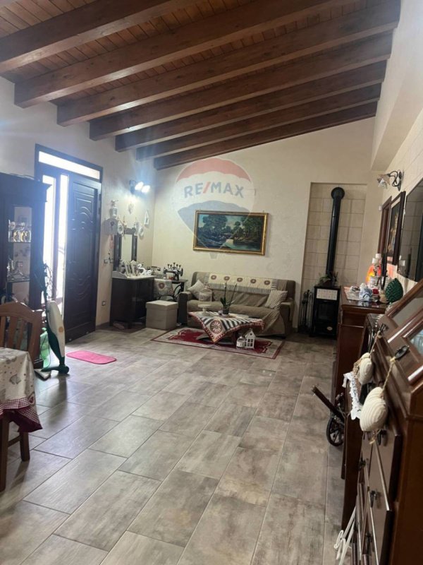 Вилла в Авола