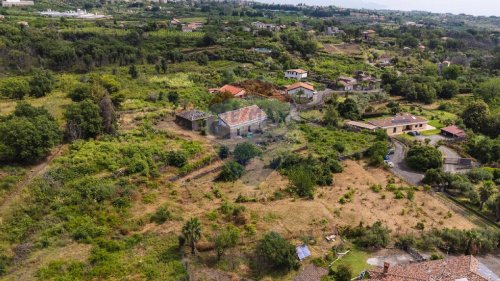 Byggtomt i Santa Venerina