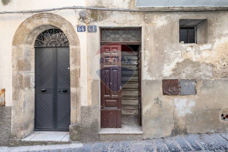 Casa indipendente a Caltagirone