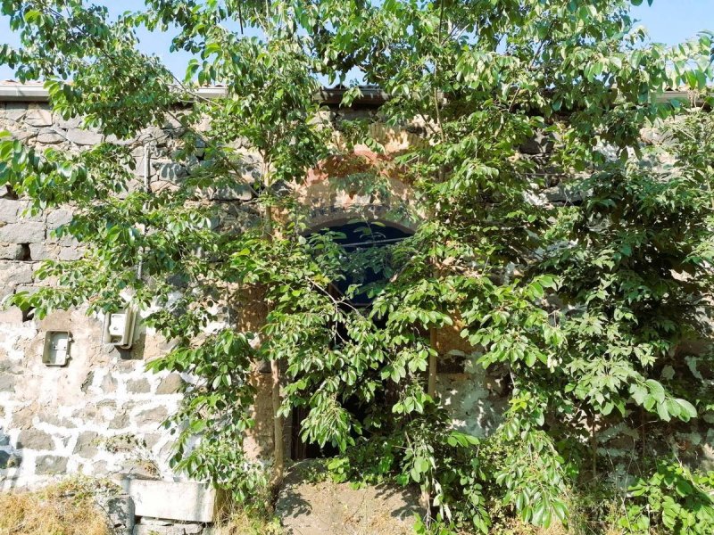 Detached house in Aci Catena