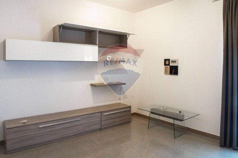 Apartamento en Aci Catena