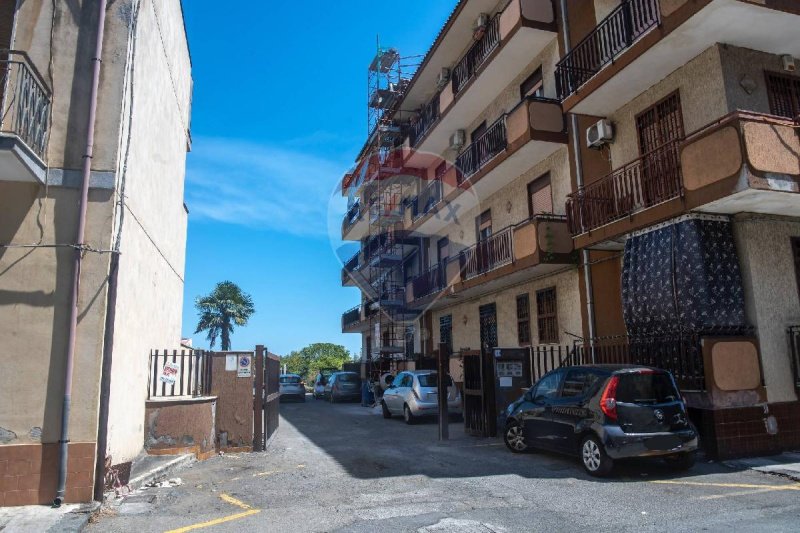 Apartamento en Aci Catena