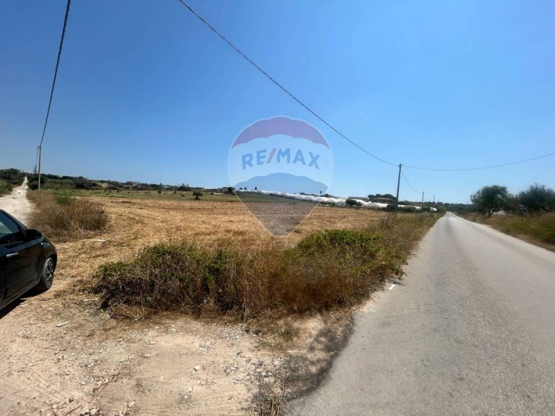 Landbouwgrond in Pachino