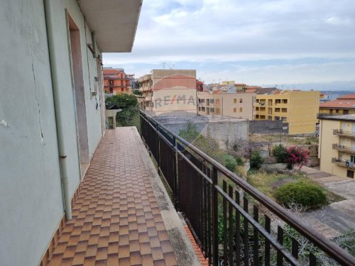 Apartamento em Melilli