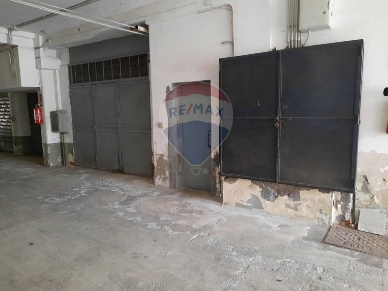 Zakelijk onroerend goed in Catanië