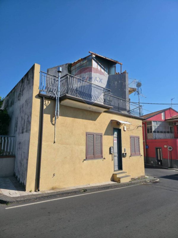 Detached house in Santa Venerina