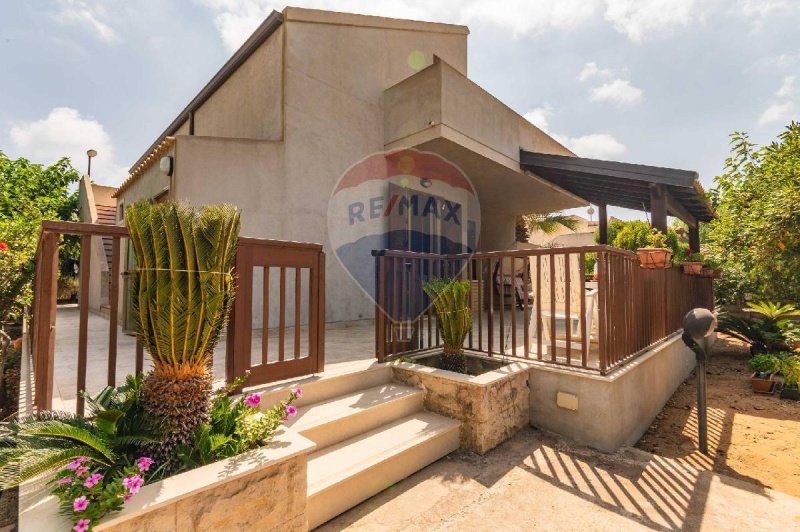 莫迪卡半独立房屋