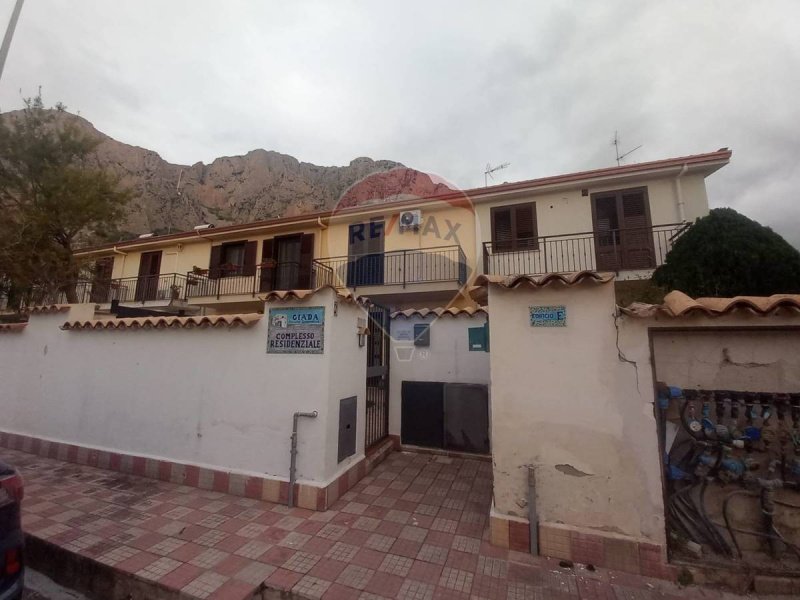 Moradia com terraço em Cinisi