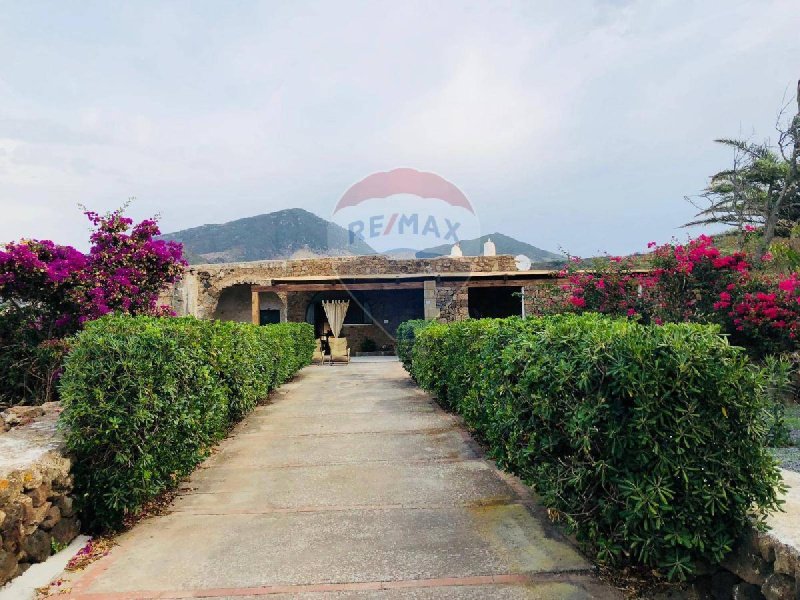 Apartamento em Pantelária