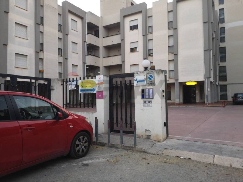 Commercial property in Vittoria