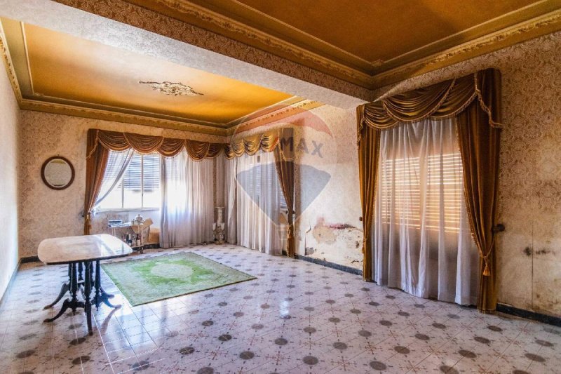 Einfamilienhaus in Acireale