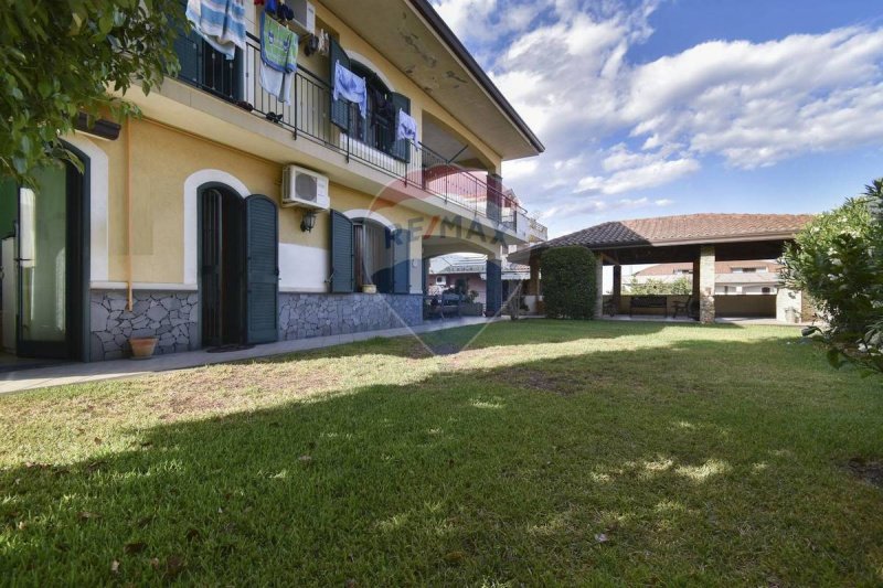 阿奇圣安东尼奥半独立房屋