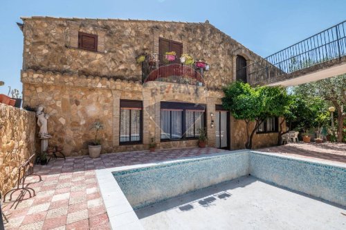 米拉贝拉-因巴卡里别墅