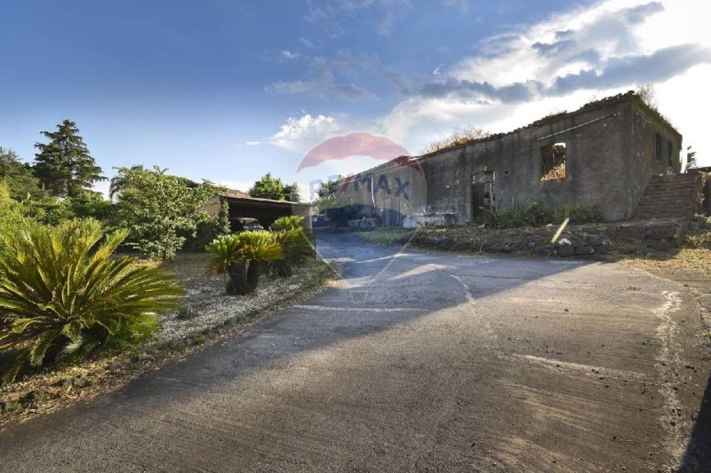 Huis op het platteland in Viagrande