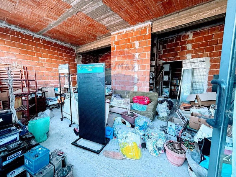 Zakelijk onroerend goed in Priolo Gargallo