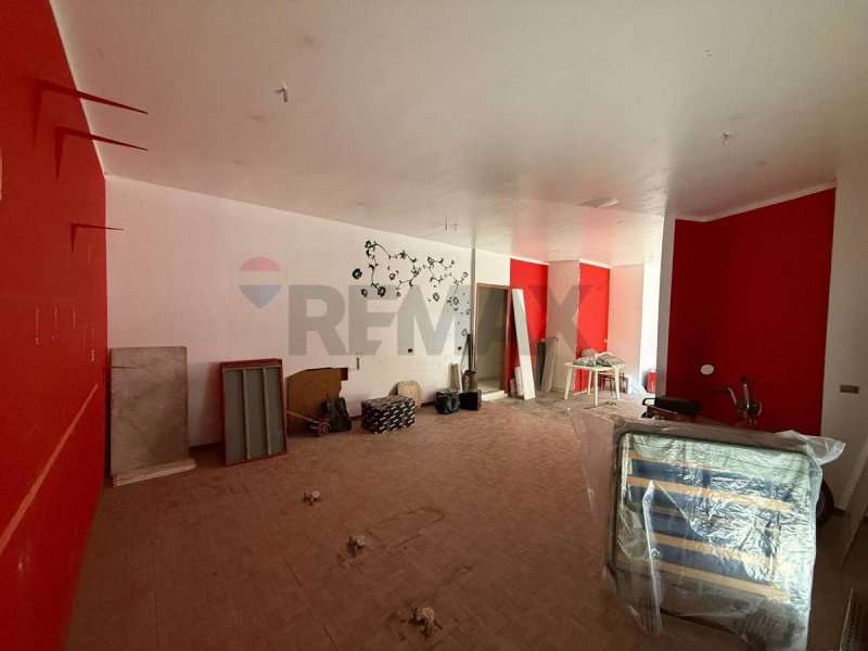 Zakelijk onroerend goed in Priolo Gargallo