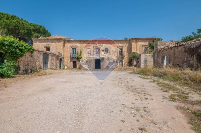 Huis op het platteland in Comiso