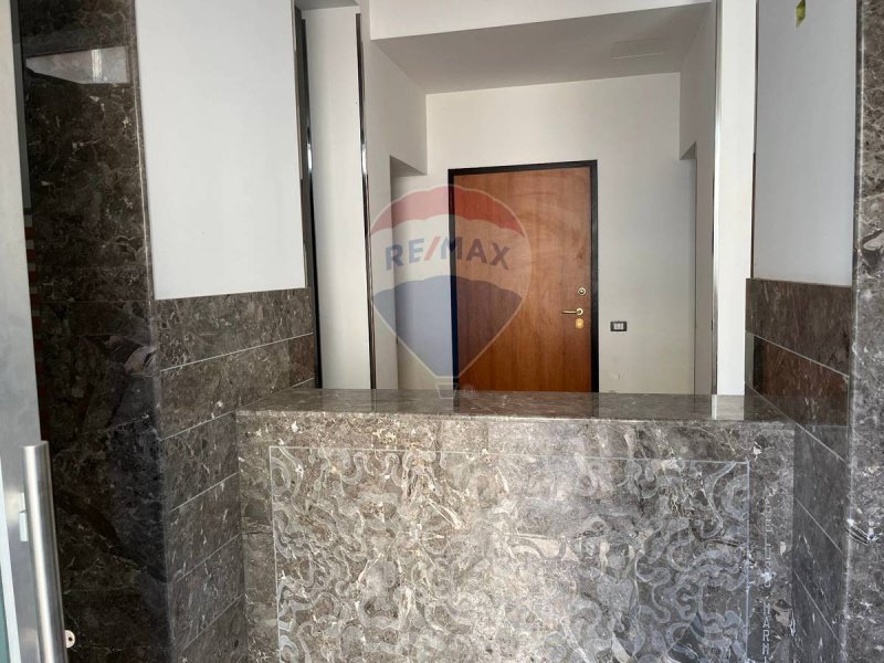 维多利亚商业房产