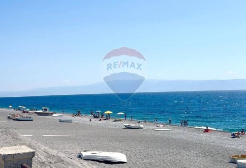 Appartement à Roccalumera