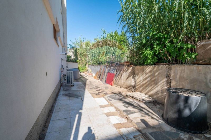 卡尔塔吉罗内独栋房屋