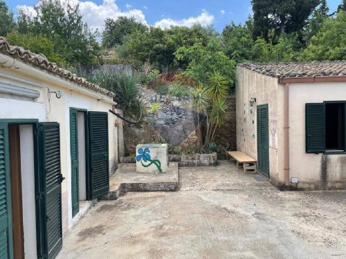 Villa en Chiaramonte Gulfi