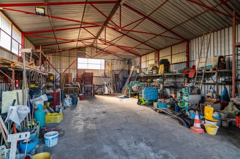 Gewerbeimmobilie in Acireale