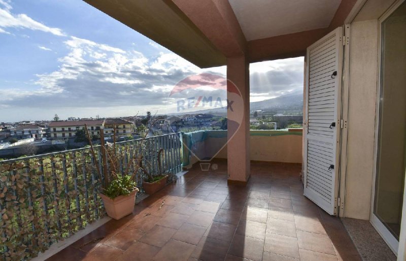 Lägenhet i Fiumefreddo di Sicilia