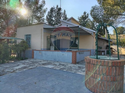 Вилла в Кальтаджироне