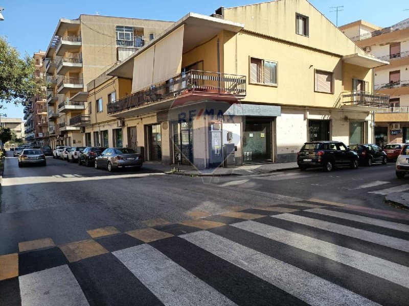 Local commercial à Caltagirone