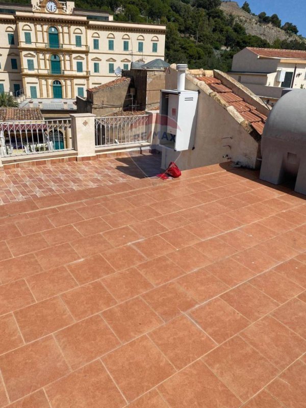 Penthouse in Termini Imerese