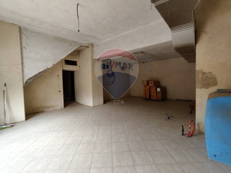 Коммерческая недвижимость в Пьяцца-Армерина