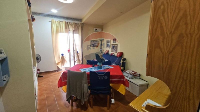 Apartamento em Pedara