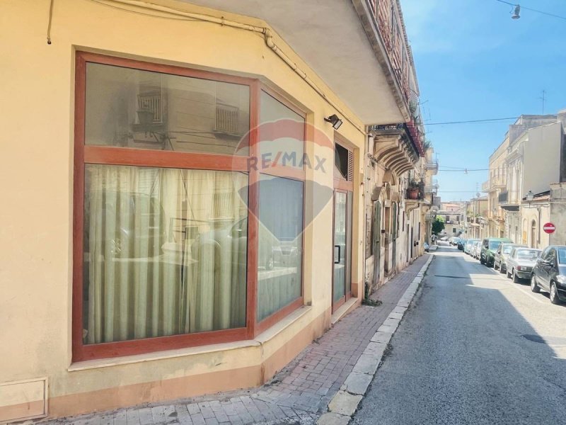 Zakelijk onroerend goed in Modica