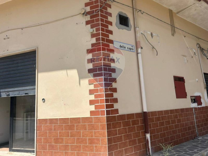 Gewerbeimmobilie in Partinico