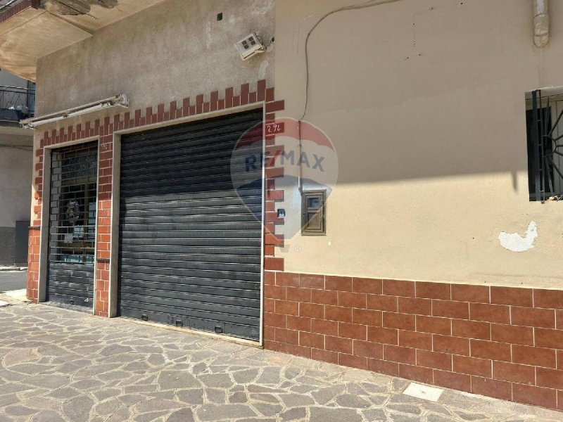 Local commercial à Partinico