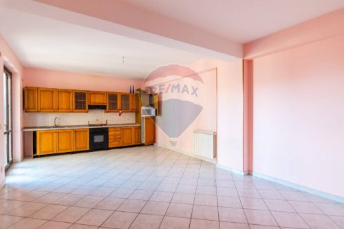 Квартира в Ачи-Катена