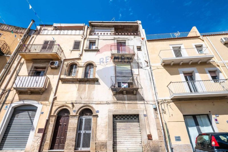 Vrijstaande woning in Caltagirone