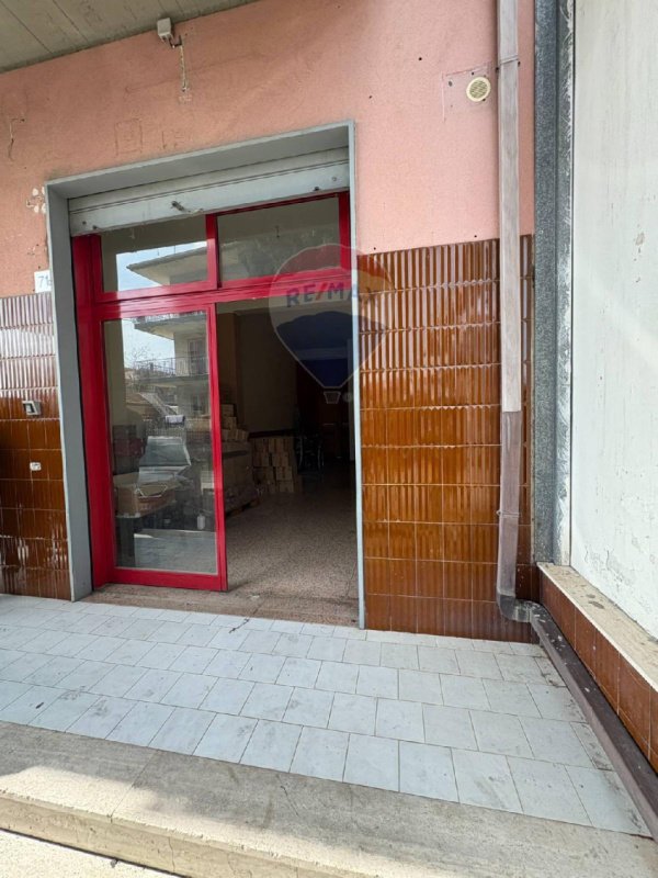 Zakelijk onroerend goed in Aci Sant'Antonio