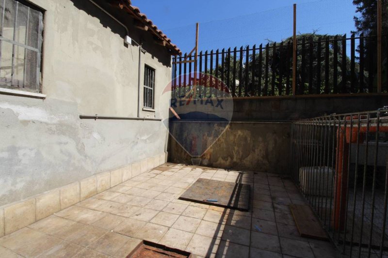 Zakelijk onroerend goed in Catanië