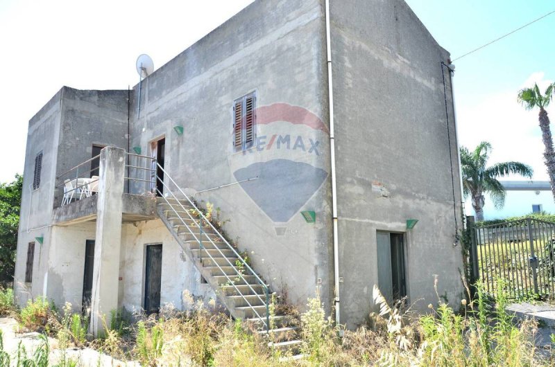 蒙福特圣乔治乡间房屋