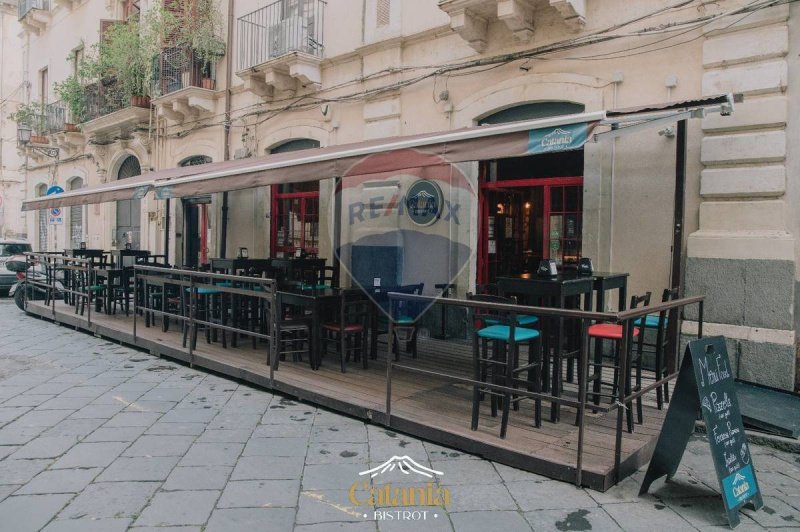 Local commercial à Catane