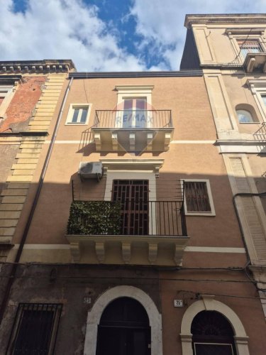 Casa independiente en Catania