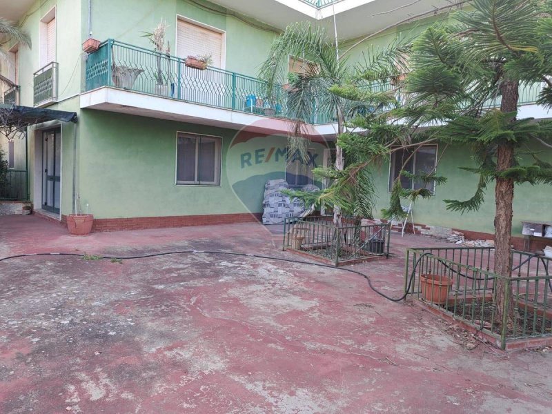 索拉里诺半独立房屋