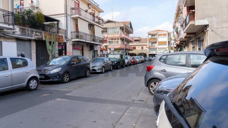 Inmueble comercial en Sant'Agata li Battiati