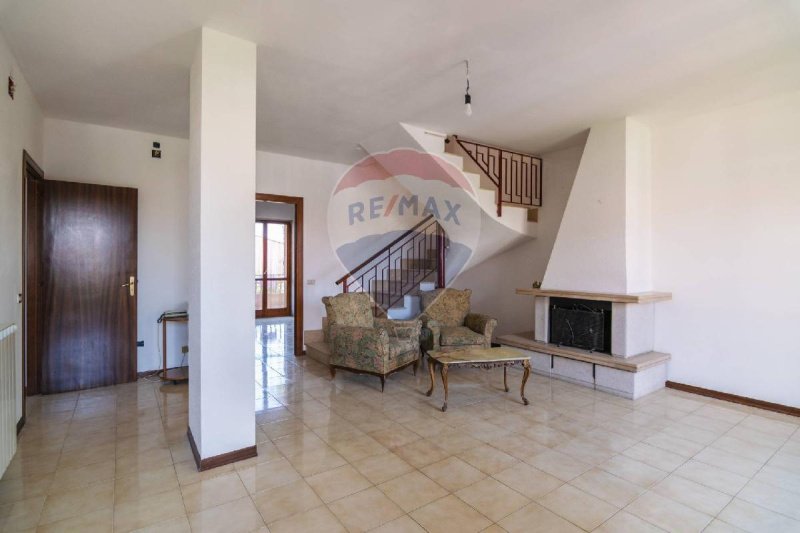 圣乔瓦尼-拉蓬塔半独立房屋