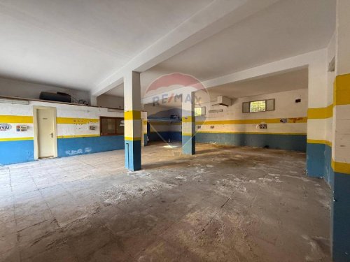 Local commercial à Termini Imerese