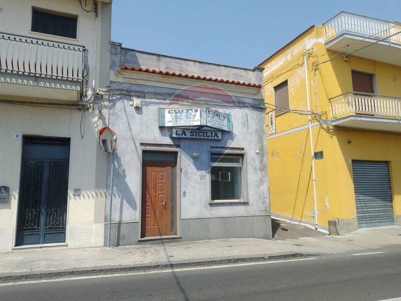 Doppelhaushälfte in Acireale