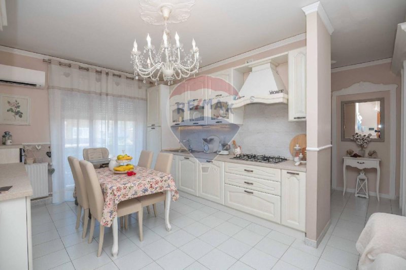 卡尔塔吉罗内公寓