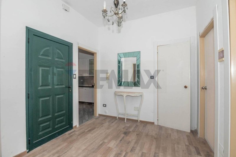 Half-vrijstaande woning in Pachino