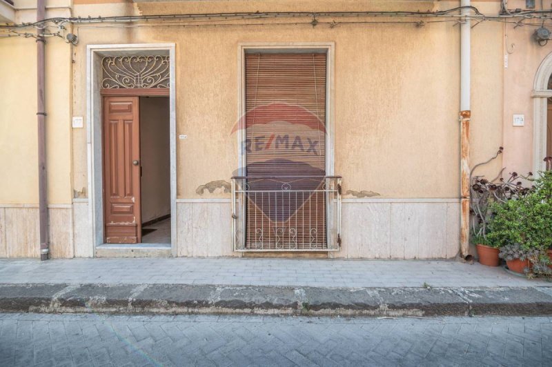 格拉姆米凯莱独栋房屋